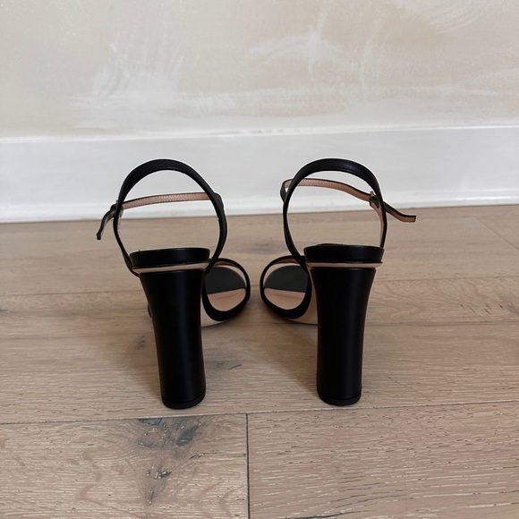 Gucci Leather Mid Heel Sandal - Picture 2 of 4